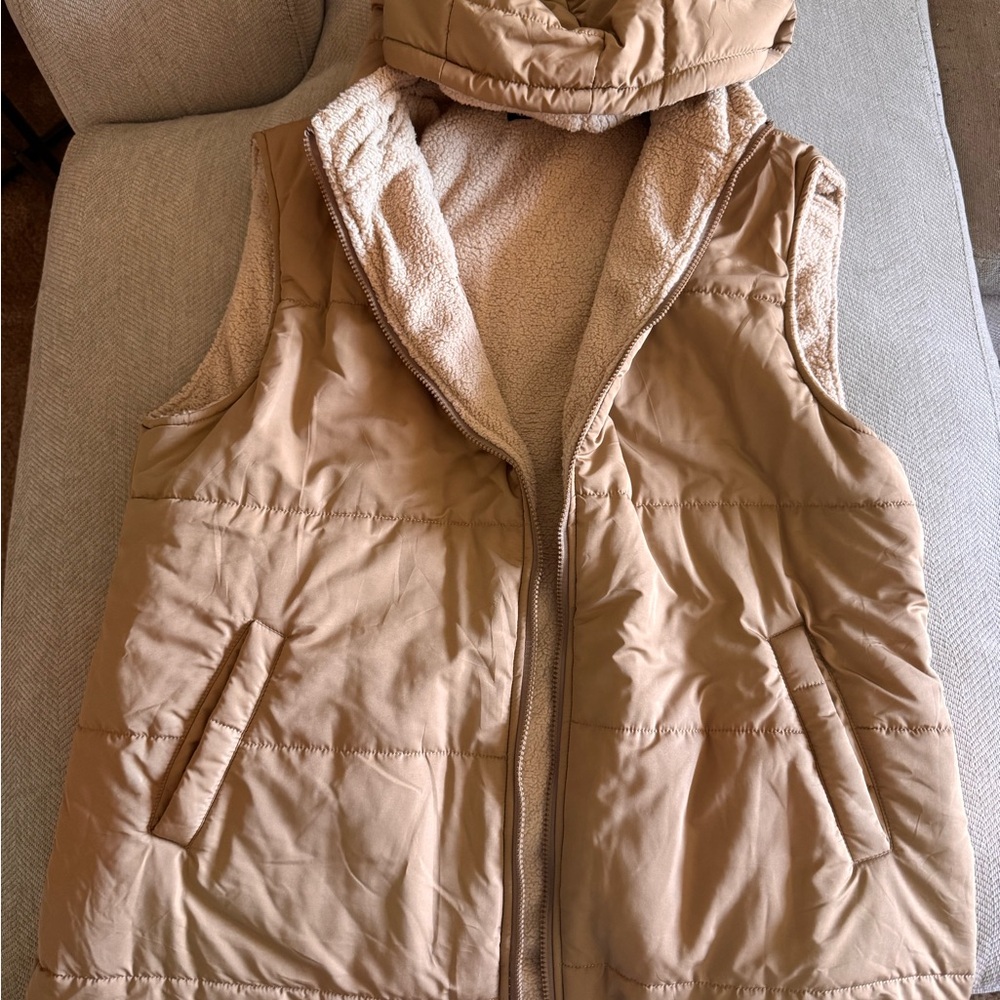 Woman’s Tan Puffer Vest